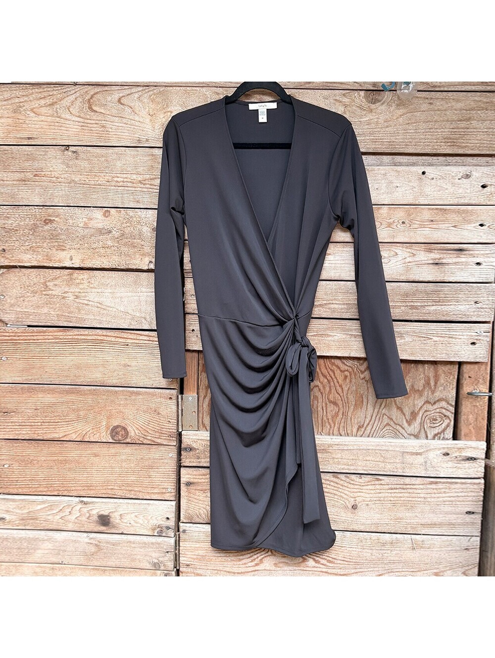 Lark & Ro Medium Black Long Sleeve Wrap Dress